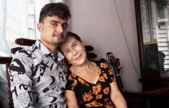 Cô dâu 65 tuổi và chồng ngoại quốc 24 tuổi tại Đồng Nai sau 3 năm
