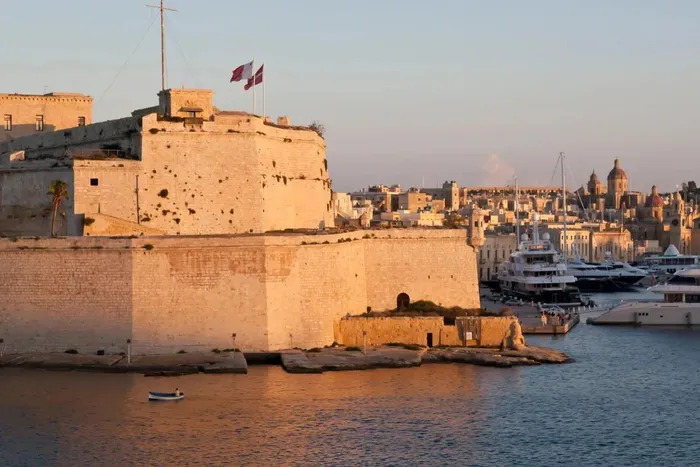 ho chieu hiem malta 1