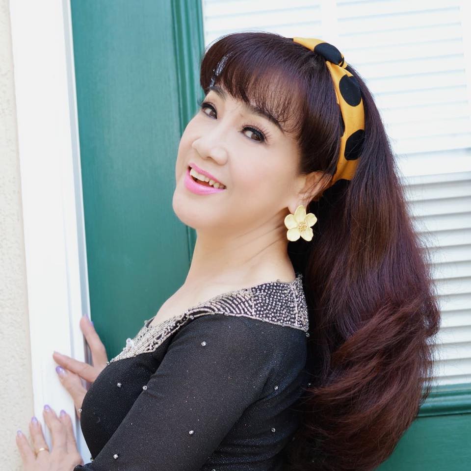 Nữ NSƯT giải nghệ lấy chồng hai : “Chồng không cho tôi đi làm nail, kiếm tiền”- Ảnh 1.