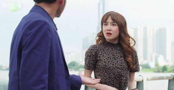Chia tay đòi lại quà từ bạn gái cũ, đến 2 chai nước lọc chàng trai cũng  không bỏ qua