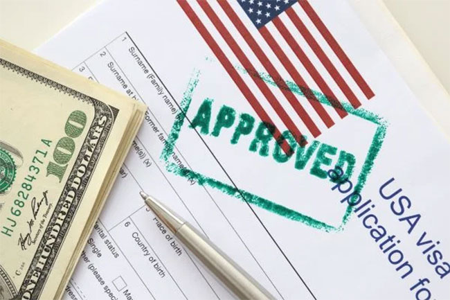 Tác động của việc thu phí đặt cọc khi visa du lịch đến Mỹ