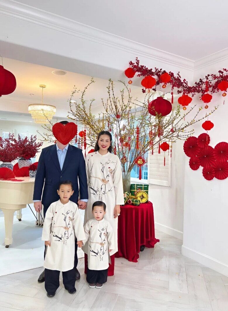 Phạm Hương hiếm khi chia sẻ rõ ảnh cận mắt của ông xã doanh nhân.