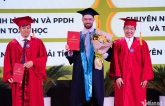Chàng trai người Mỹ chọn học và tốt nghiệp thạc sĩ Toán tại Việt Nam Chàng trai người Mỹ chọn học và tốt nghiệp thạc sĩ Toán tại Việt Nam