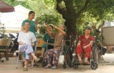 'Góc khuất' viện dưỡng lão