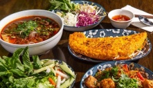 10 quán ăn Việt Nam nổi tiếng trên đất Mỹ