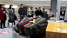 Vì sao khách đi máy bay mất hành lý giá trị không được bồi thường thỏa đáng?