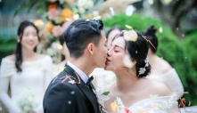 Mẹ vợ Bùi Tiến Dũng khiến dân tình hoang mang với status gây khó hiểu cực độ, status quá động chạm 