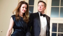 Tỷ phú Elon Musk 'đoàn tụ' với người vợ từng khiến anh 2 lần ra tòa ly hôn