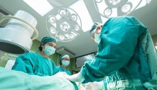‘Ca phẫu thuật ở Mỹ khiến tôi hiểu được sự khác biệt giữa y tế Trung-Mỹ’