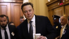 Elon Musk trở thành người đầu tiên trong lịch sử có 400 tỷ USD