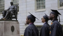Harvard nói lệnh cấm cấp visa của ông Trump 'bất hợp pháp'