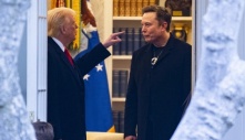 Mối quan hệ từ mặn nồng đến chua chát của Trump - Musk