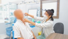 Việt kiều Mỹ bị cơn đau đầu hành hạ cả năm, về nước chữa cải thiện sau vài ngày