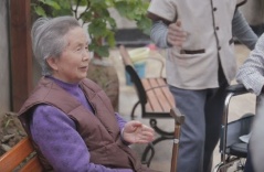 'Con gái rất tốt nhưng nhà là của con rể': Tôi đã hiểu ra và vui vẻ vào sống ở viện dưỡng lão