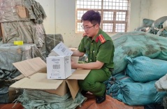 Nóng: Triệt phá đường dây buôn bán dầu gội, kem đánh răng giả quy mô lớn ở Nghệ An Nóng: Triệt phá đường dây buôn bán dầu gội, kem đánh răng giả quy mô lớn ở Nghệ An