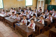 Báo Anh nêu lý do trẻ em Việt Nam học giỏi vượt trội Báo Anh nêu lý do trẻ em Việt Nam học giỏi vượt trội