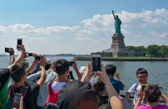 MỸ CÓ THỂ YÊU CẦU DU KHÁCH PHẢI NỘP TIỀN ĐẶT CỌC ĐẾN $15,000 KHI XIN VISA DU LỊCH MỸ CÓ THỂ YÊU CẦU DU KHÁCH PHẢI NỘP TIỀN ĐẶT CỌC ĐẾN $15,000 KHI XIN VISA DU LỊCH