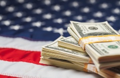 DHS TRIỂN KHAI PHÍ NHẬP CẢNH TẠM THỜI MỚI THEO DỰ LUẬT HR-1: NHỮNG ĐIỀU CẦN BIẾT