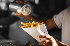 Từ trường hợp nghệ sĩ Tấn Beo bị suy thận giai đoạn cuối: 1 thói quen âm thầm “huỷ diệt” thận