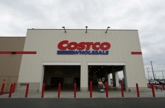 Gã khổng lồ bán lẻ Costco kiện chính phủ Mỹ