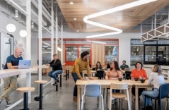 Giới nhà giàu Mỹ lo con thất nghiệp