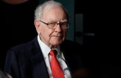 Ở tuổi 94, tỉ phú Warren Buffett thông báo kế hoạch nghỉ hưu