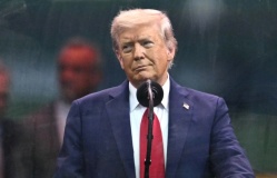 Ông Trump dọa đáp trả toàn lực nếu Iran tấn công lực lượng Mỹ