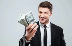 Làm thế nào để giàu có hơn ở tuổi 40?