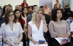 Triển vọng xa vời với thẻ vàng nhập cư 5 triệu USD của ông Trump