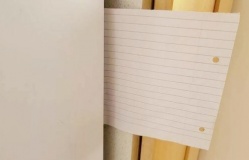 Tại sao nên đặt tờ giấy vào cửa tủ lạnh khi trời nắng nóng?