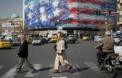 Nỗi hoang mang của người Iran trước bóng ma xung đột với Mỹ