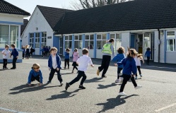 Thị trấn không cho trẻ em dùng smartphone