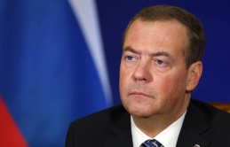 Ông Medvedev cảnh báo về Thế chiến III