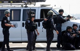 Israel tuyên bố ‘bao vây hoàn toàn’ Dải Gaza khi số người Israel thiệt mạng tăng lên 900