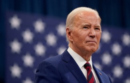 Cơn gió ngược với ông Biden trên đường tái tranh cử