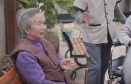 'Con gái rất tốt nhưng nhà là của con rể': Tôi đã hiểu ra và vui vẻ vào sống ở viện dưỡng lão