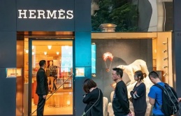 Gia tộc Hermès giàu đến nỗi có thể giúp họ hàng xa thành triệu phú trong 1 đêm