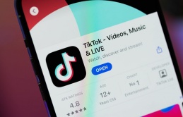 CĂNG ĐÉT! Tiktok bị cấm trên Google Play và App Store sau ngày 19-1-2025. Hơn 170 triệu nhà sáng tạo nội dung sắp mất kế sinh nhai