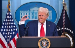 Ông Trump ký lệnh áp thuế với Canada, Mexico và Trung Quốc
