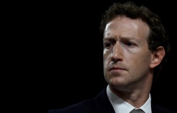 Mark Zuckerberg bị cả nước Mỹ ghét: Phẫn nộ bủa vây, cố trở thành phiên bản tốt nhất nhưng vô ích