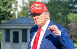 Ông Trump lần đầu tiên phát biểu sau vụ Mỹ ném bom cơ sở hạt nhân Iran