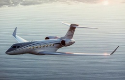 Phi công tiết lộ cách đi vệ sinh đặc biệt khi bay đường dài