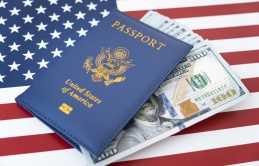 MỸ CÓ THỂ YÊU CẦU DU KHÁCH PHẢI NỘP TIỀN ĐẶT CỌC ĐẾN $15,000 KHI XIN VISA DU LỊCH