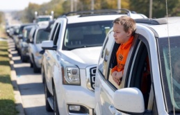 Người Mỹ thở phào khi trợ cấp tem phiếu thực phẩm được nối lại một phần