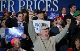 Những người Mỹ bênh vực ông Trump giữa bão giá Những người Mỹ bênh vực ông Trump giữa bão giá