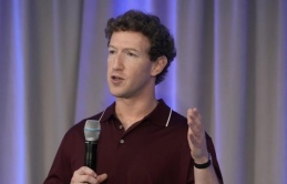 Vì sao giới siêu giàu Mỹ thường nhận lương 1 USD? Vì sao giới siêu giàu Mỹ thường nhận lương 1 USD?