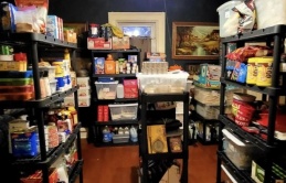 Hàng triệu người Mỹ tích trữ đồ đề phòng 'tận thế'