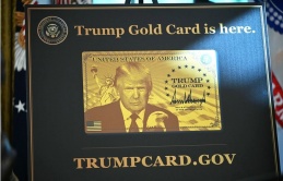 Nhiều luật sư cho giới siêu giàu 'quay lưng' với tấm thẻ vàng của ông Trump Nhiều luật sư cho giới siêu giàu 'quay lưng' với tấm thẻ vàng của ông Trump