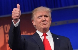 Ông Trump nêu khả năng xóa thuế thu nhập cá nhân cho người Mỹ
