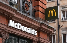 Doanh số McDonald's suy giảm khi nhiều người lo ngại thuế quan